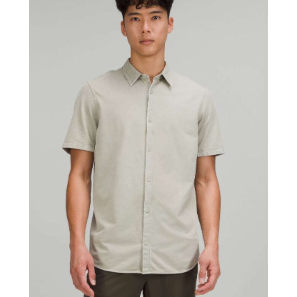 Lululemon Commission Short Sleeve Button Down Shirt Green Fern Enzyme Dye Large